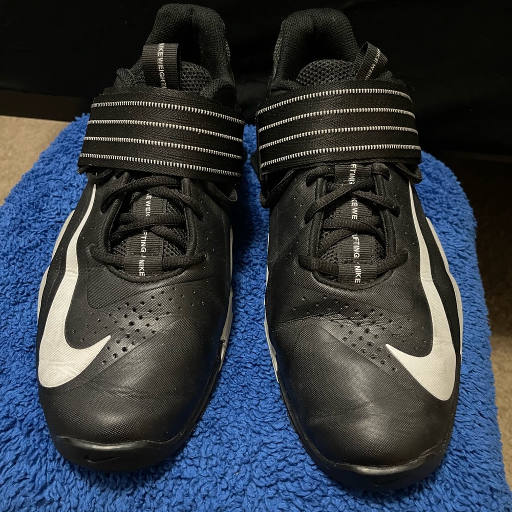 Nike Black and White Athletic Shoes